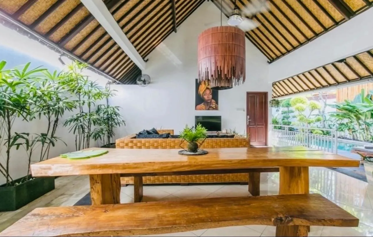 Luka Villas - Luxury 2 Bedroom Private Pool Villa Seminyak