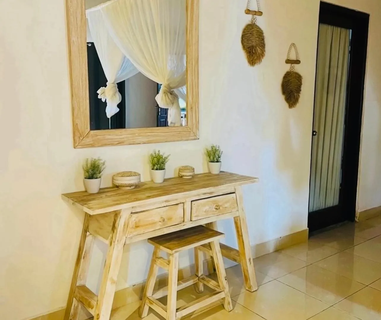 Luka Villas - Luxury 2 Bedroom Private Pool Villa Seminyak  0*, Seminyak (Bali) Indonesia