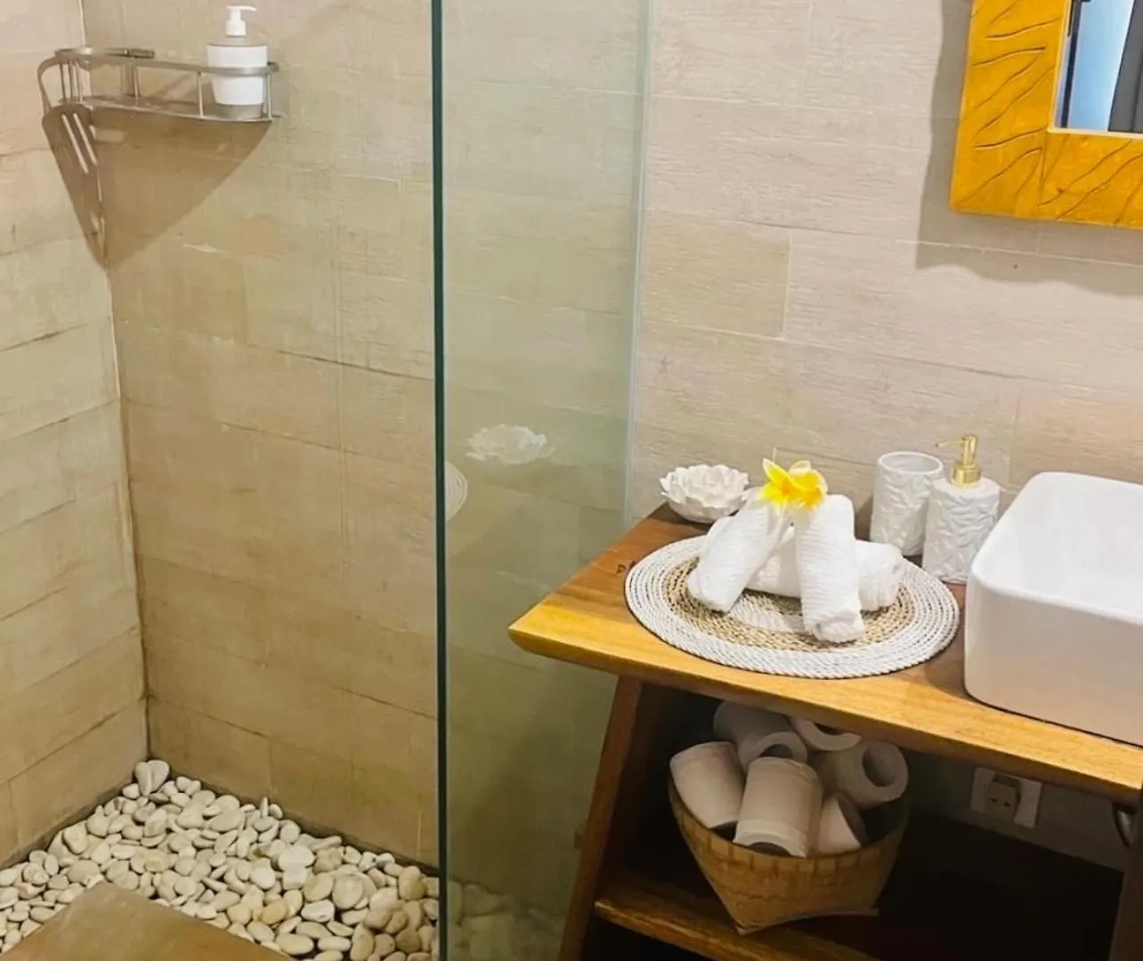 Luka Villas - Luxury 2 Bedroom Private Pool Villa Seminyak  Indonesia