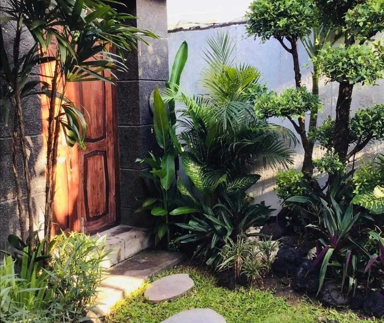 Luka Villas - Luxury 2 Bedroom Private Pool Villa Seminyak